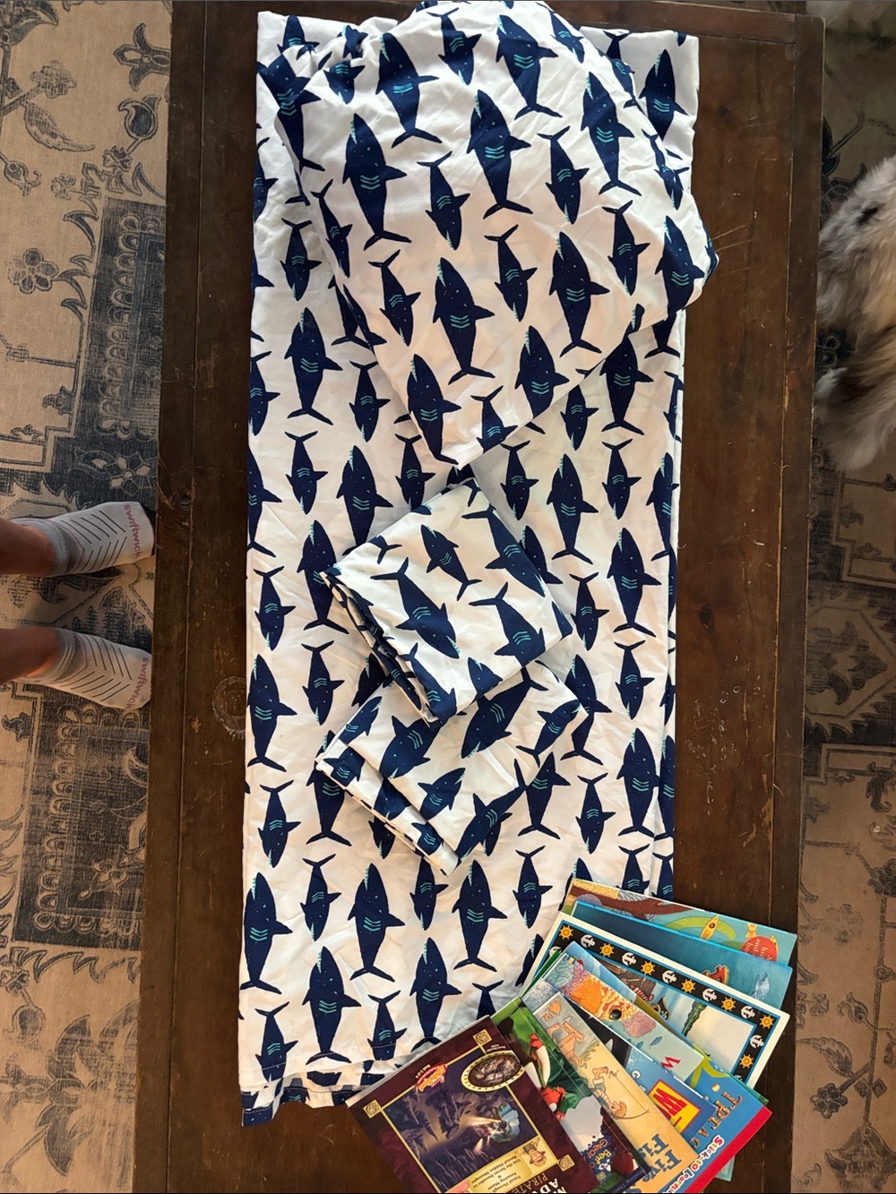 Shark Print Cotton Sheet Set in Navy & White and 10 easy reader books